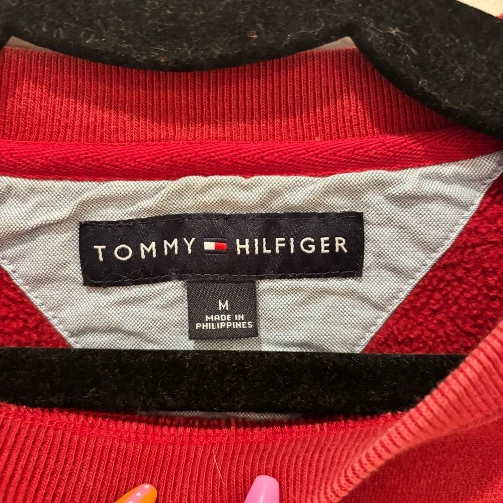 Tommy Hilfiger Y2K Men's Crewneck Vintage Red Long Sleeve Sweatshirt Size Medium